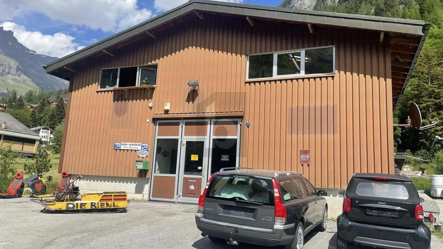 Commercial for sale - 3954 Leukerbad