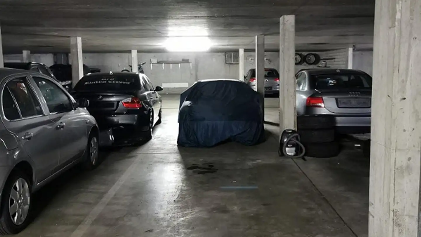 Place de parking souterraine à louer - Weiermattstrasse 2, 4410 Liestal - Photo 2