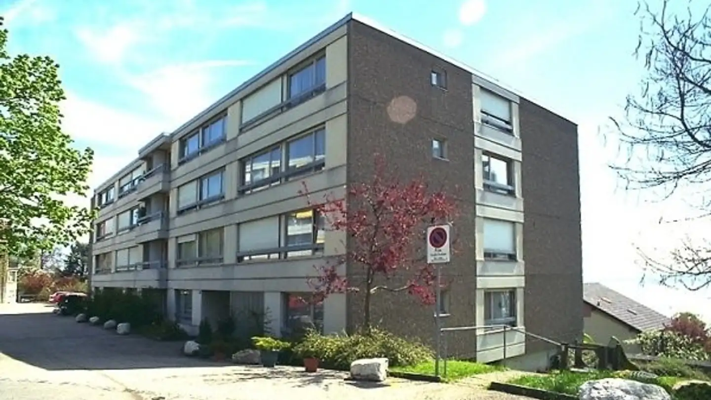 Parcheggio esterno in affitto - Rue Du Chasselas 12, 2000 Neuchâtel