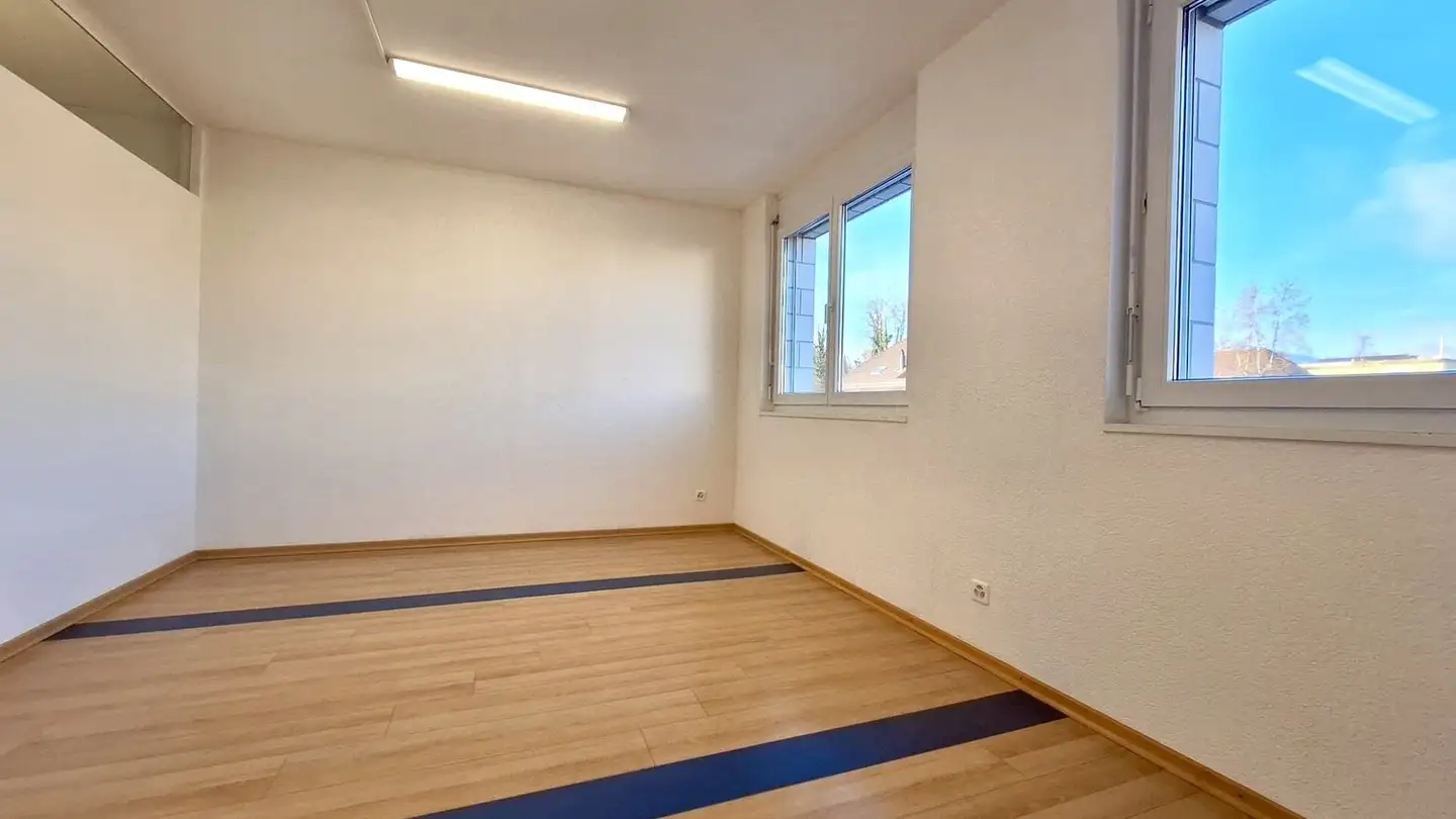 Arztpraxis mieten - Emmenhofallee 3, 4552 Derendingen - Foto 4