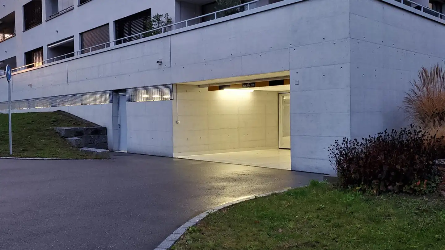 Einzelgarage mieten - Ruchlistrasse 1, 6312 Steinhausen