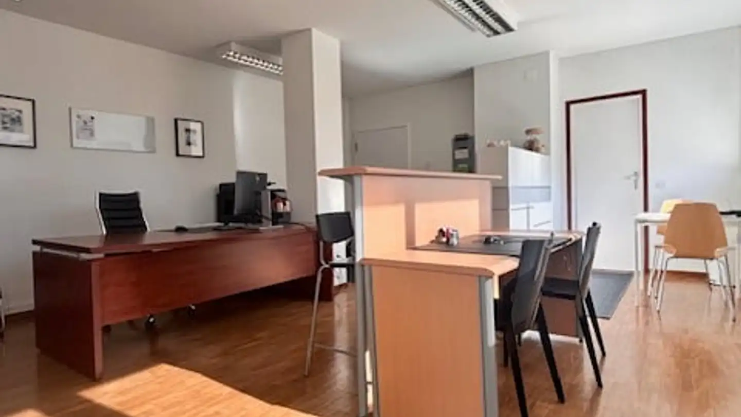 Bürofläche mieten - 6830 Chiasso