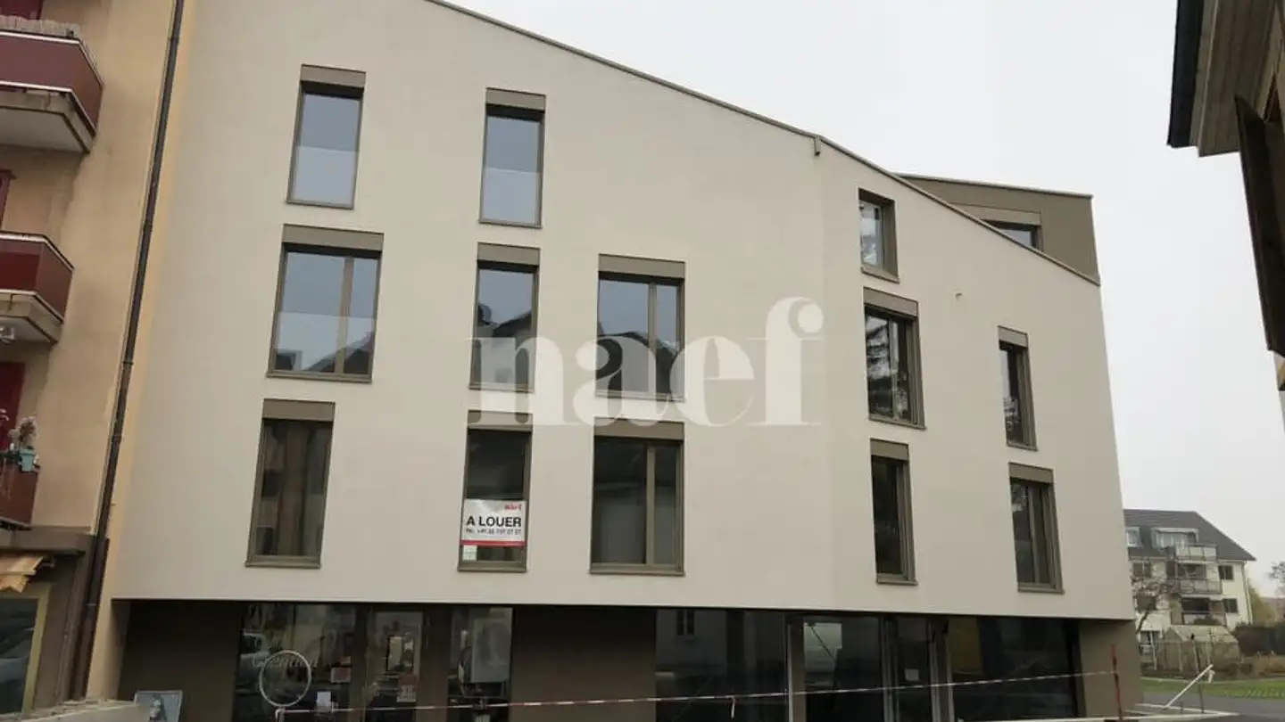 Commerciale in affitto - Rue Auguste-Bachelin 1, 2074 Marin-Epagnier
