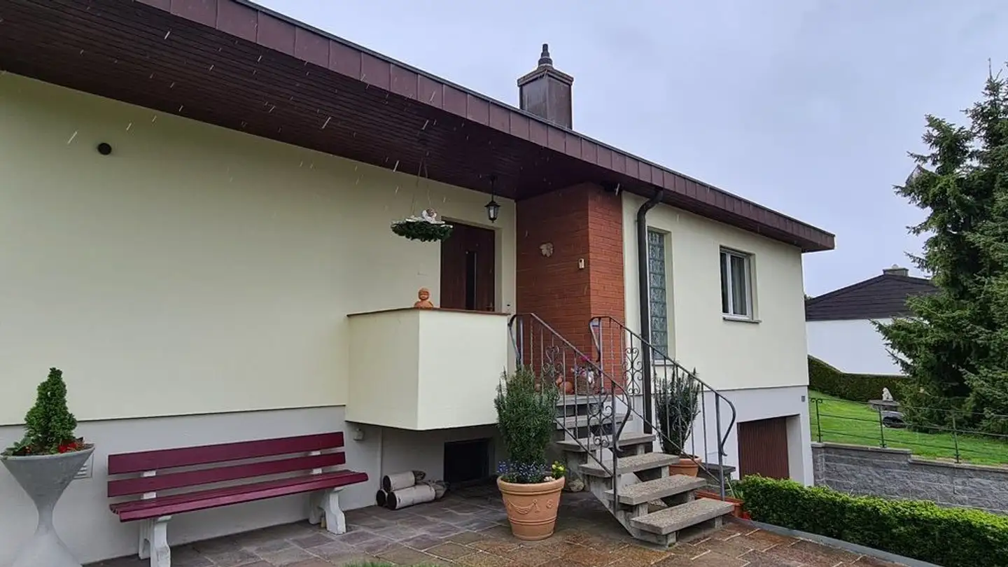 Einfamilienhaus mieten - 5244 Birrhard