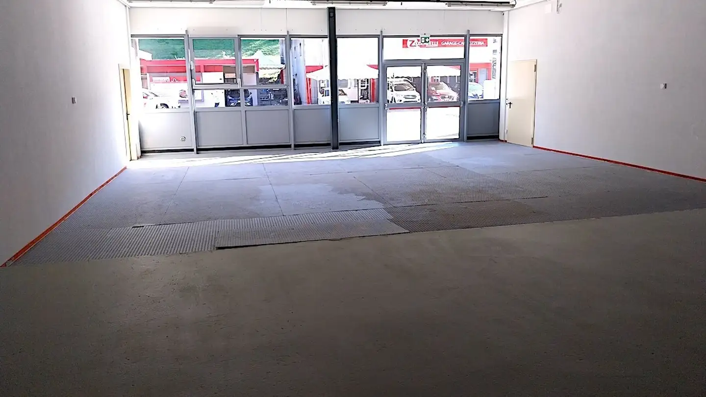 Commerciale in affitto - Strada Cantonale 23, 6989 Purasca - Photo 3