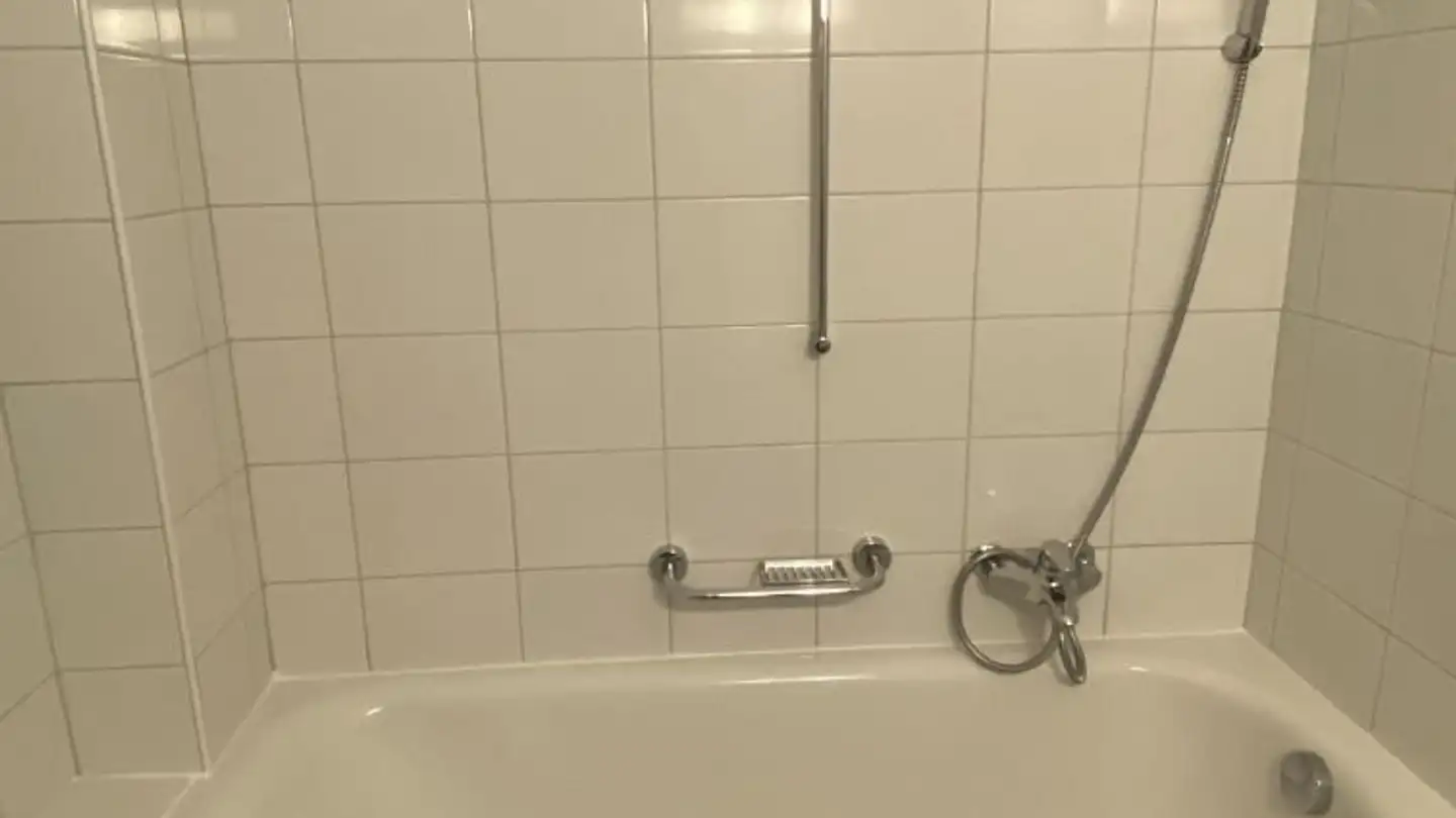 Apartment for rent - Via Lugano 6, 6710 Biasca - Photo 4