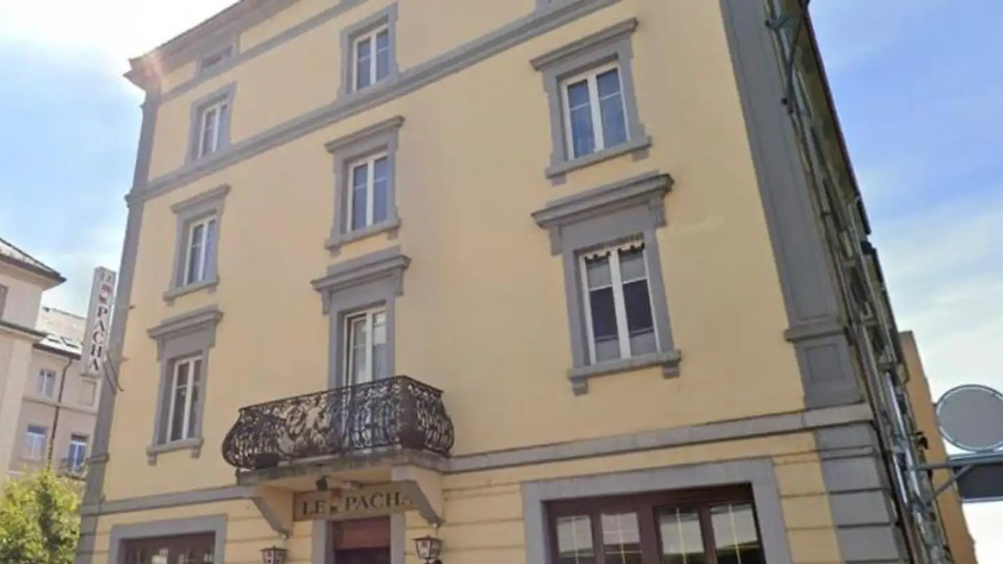 Mixed-use building for sale - 2300 La Chaux-de-Fonds