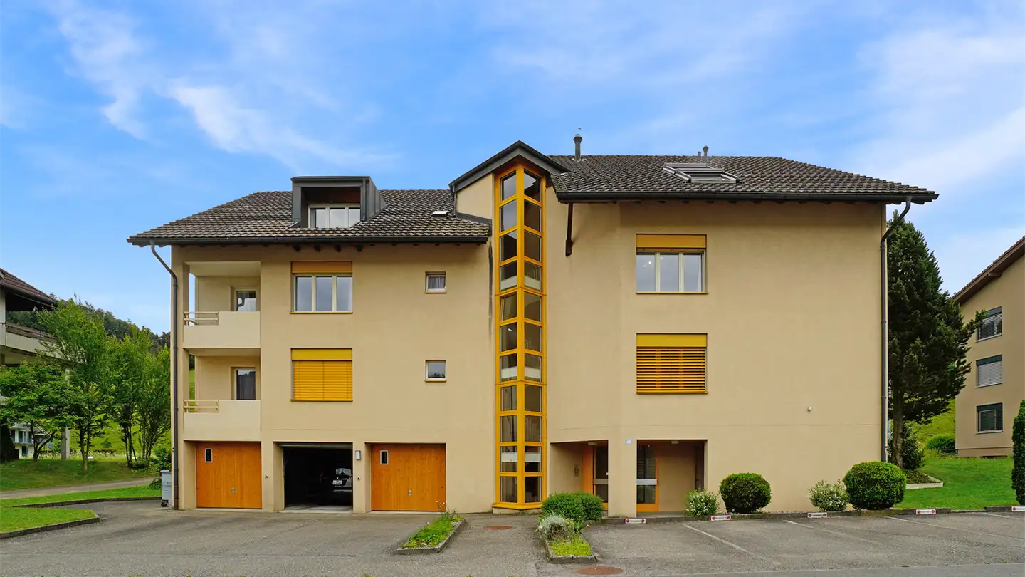 Attique à louer - 6142 Gettnau