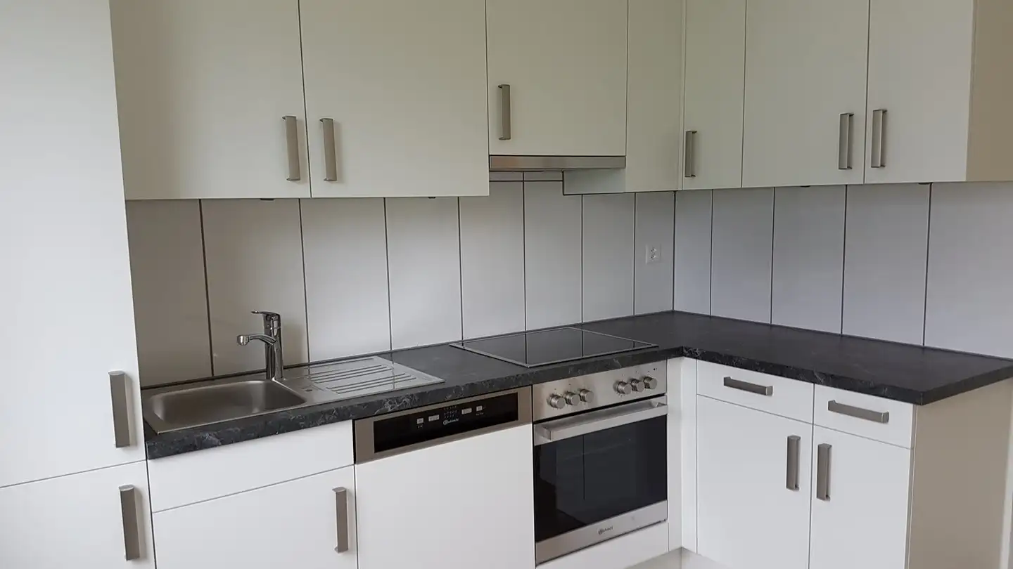 Apartment for rent - Via Lugano 16, 6710 Biasca - Photo 2