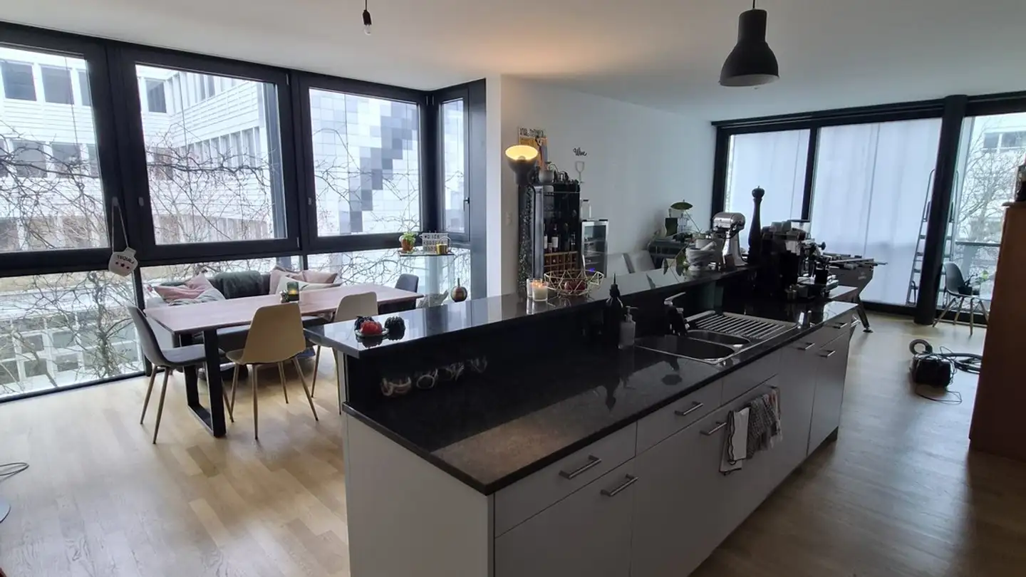 Wohnung mieten - Hohlstrasse 473, 8048 Zürich