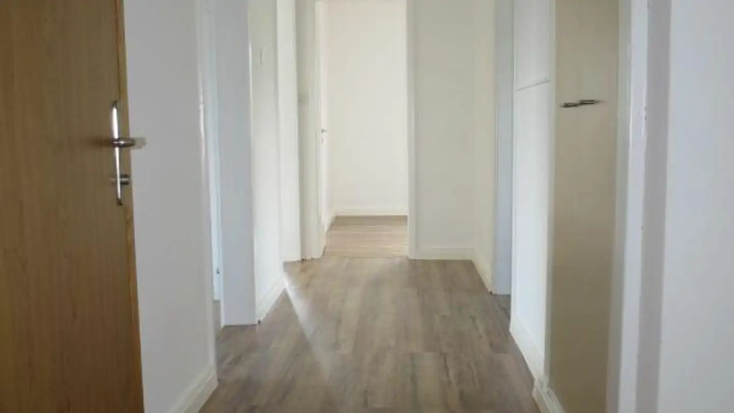 Appartement à louer - Hauptstrasse 53, 8632 Tann