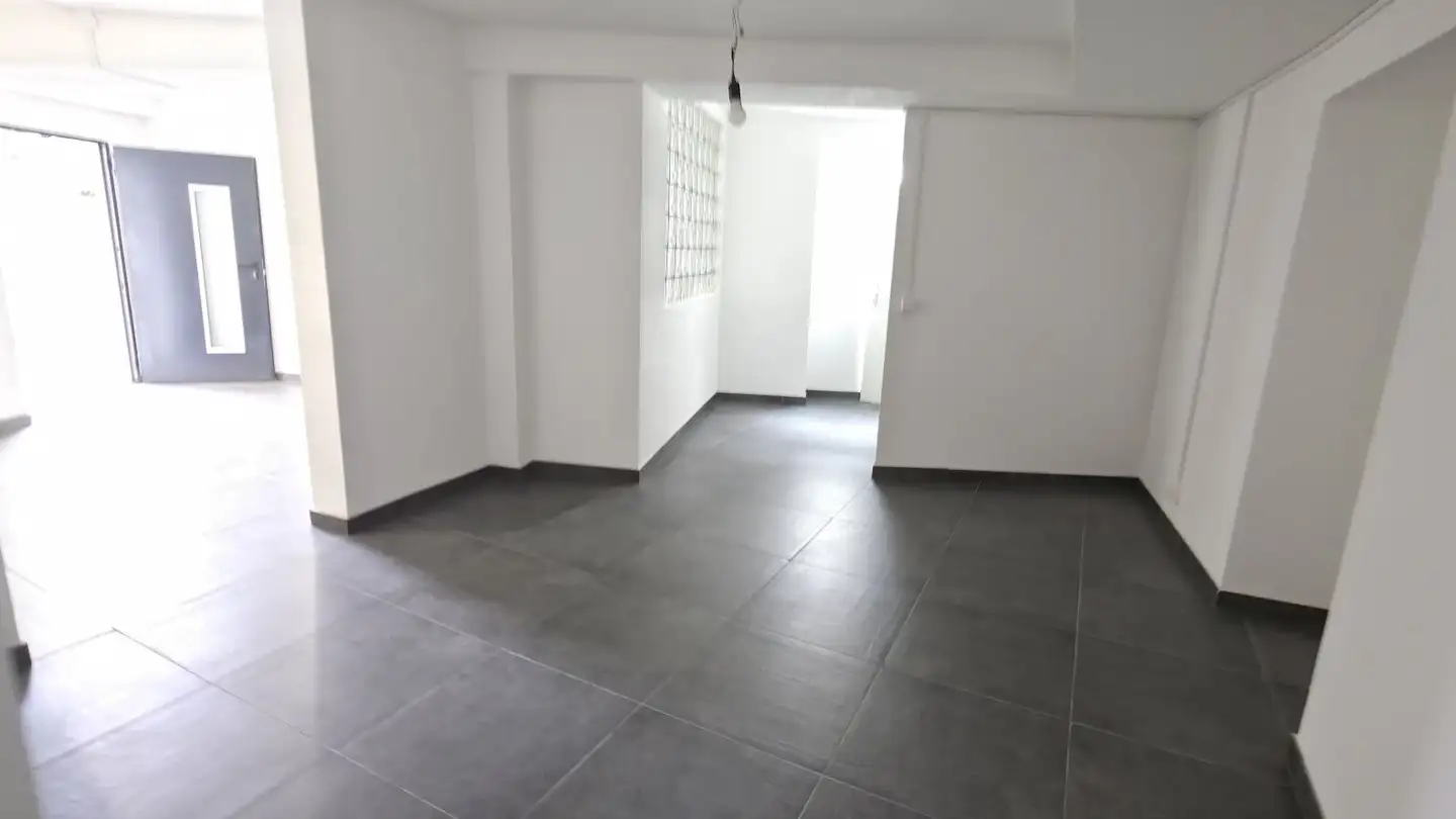 Commercial à louer - Unterstadt 41, 8200 Schaffhausen