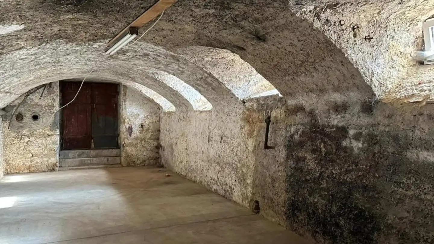 Cave à louer - Rue Pierre-Jolissaint, 2610 St-Imier