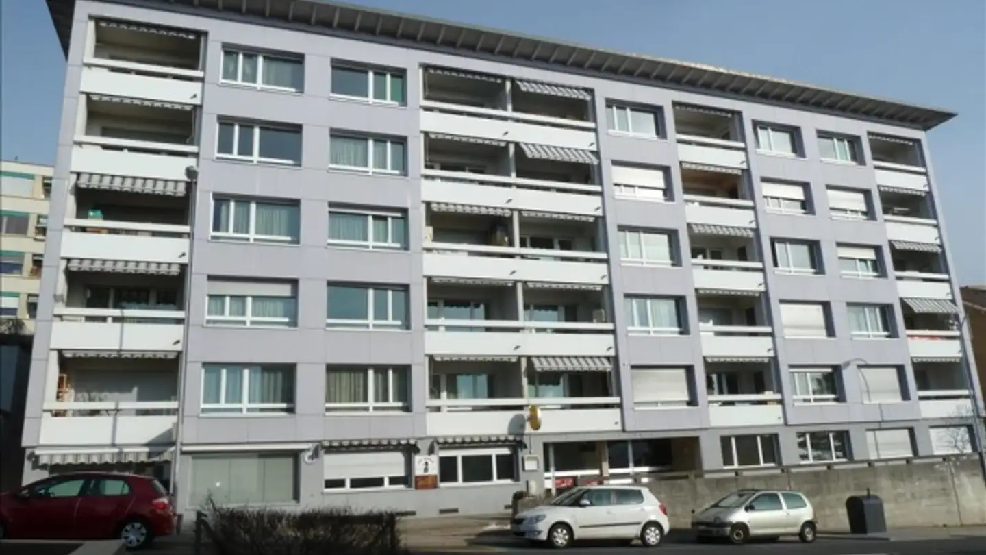 Magasin à louer - Rue De La Cassarde 34, 2000 Neuchâtel