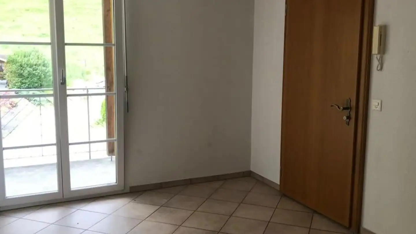 Attic flat for rent - Tanneggerstrasse 7, 8374 Dussnang - Photo 3