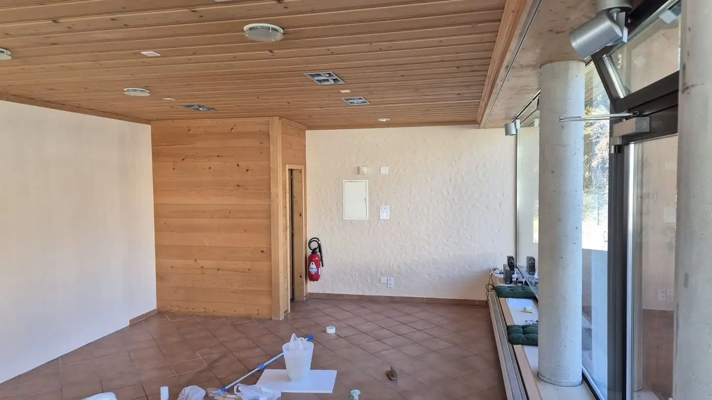 Commercial for rent - Kronenplatz 7, 3775 Lenk im Simmental - Photo 2