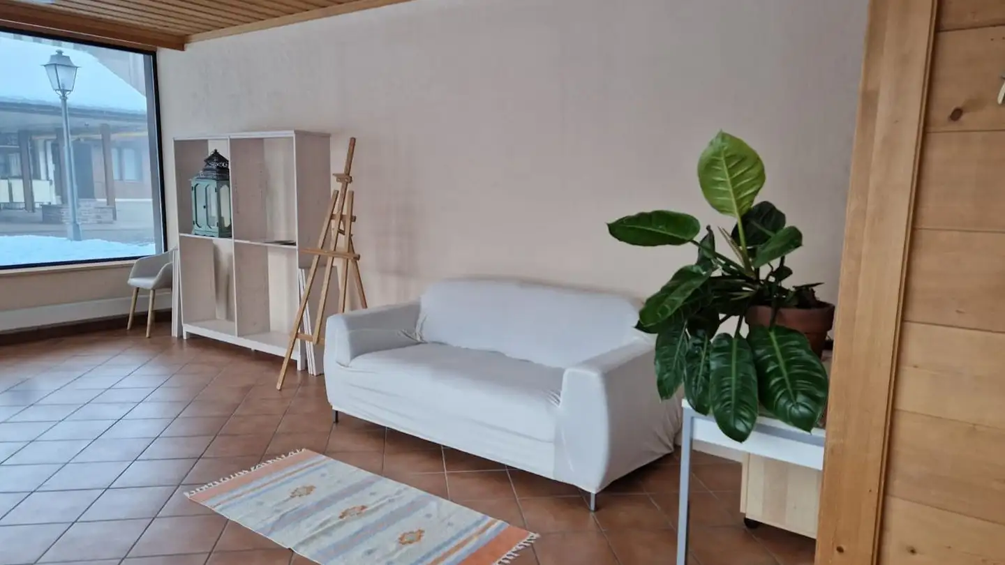 Commercial for rent - Kronenplatz 7, 3775 Lenk im Simmental - Photo 4