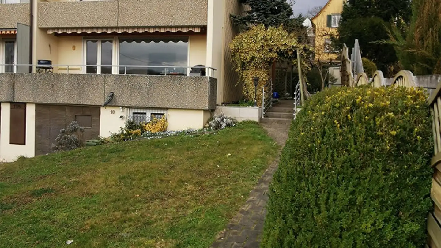 Semi-detached house for rent - Merzenbrunnenweg 10, 8240 Thayngen