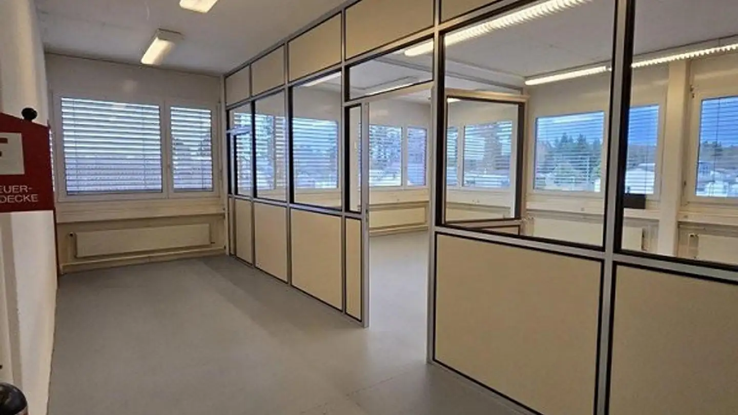 Gewerbe mieten - Tannholzstrasse 1, 3052 Zollikofen - Foto 3