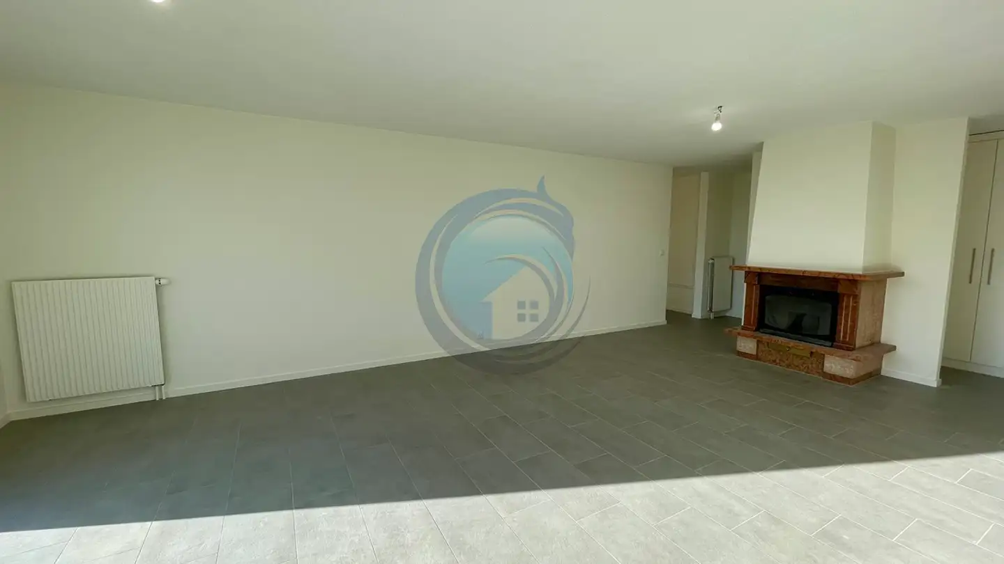 Wohnung mieten - Chemin Du Record Marchand, 1141 Sévery - Foto 2