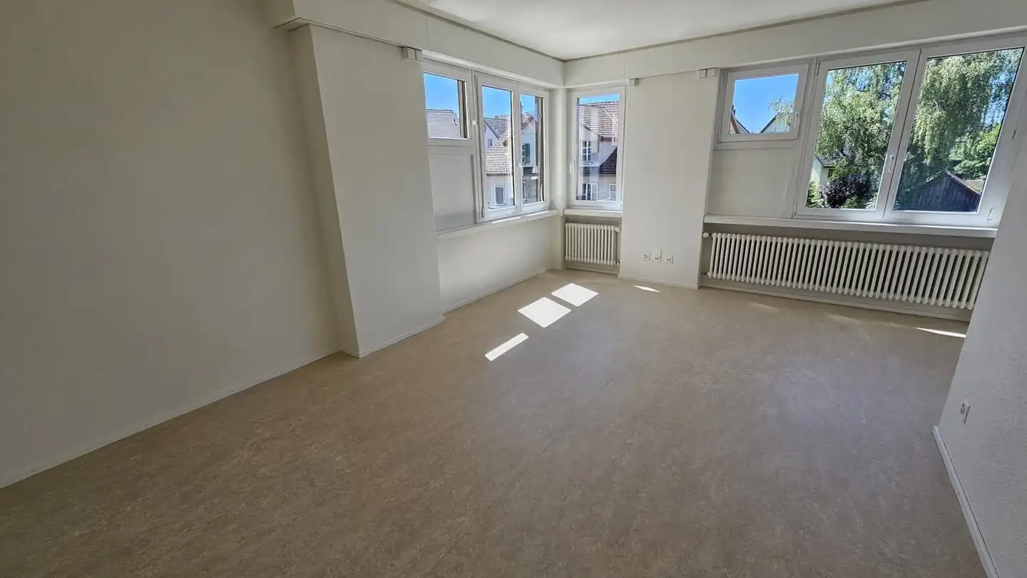 Appartement à louer - Klotenerstrasse, 8303 Bassersdorf - Photo 2