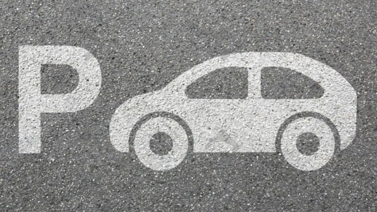 Parkplatz im Freien mieten - Seestrasse 139, 8610 Uster