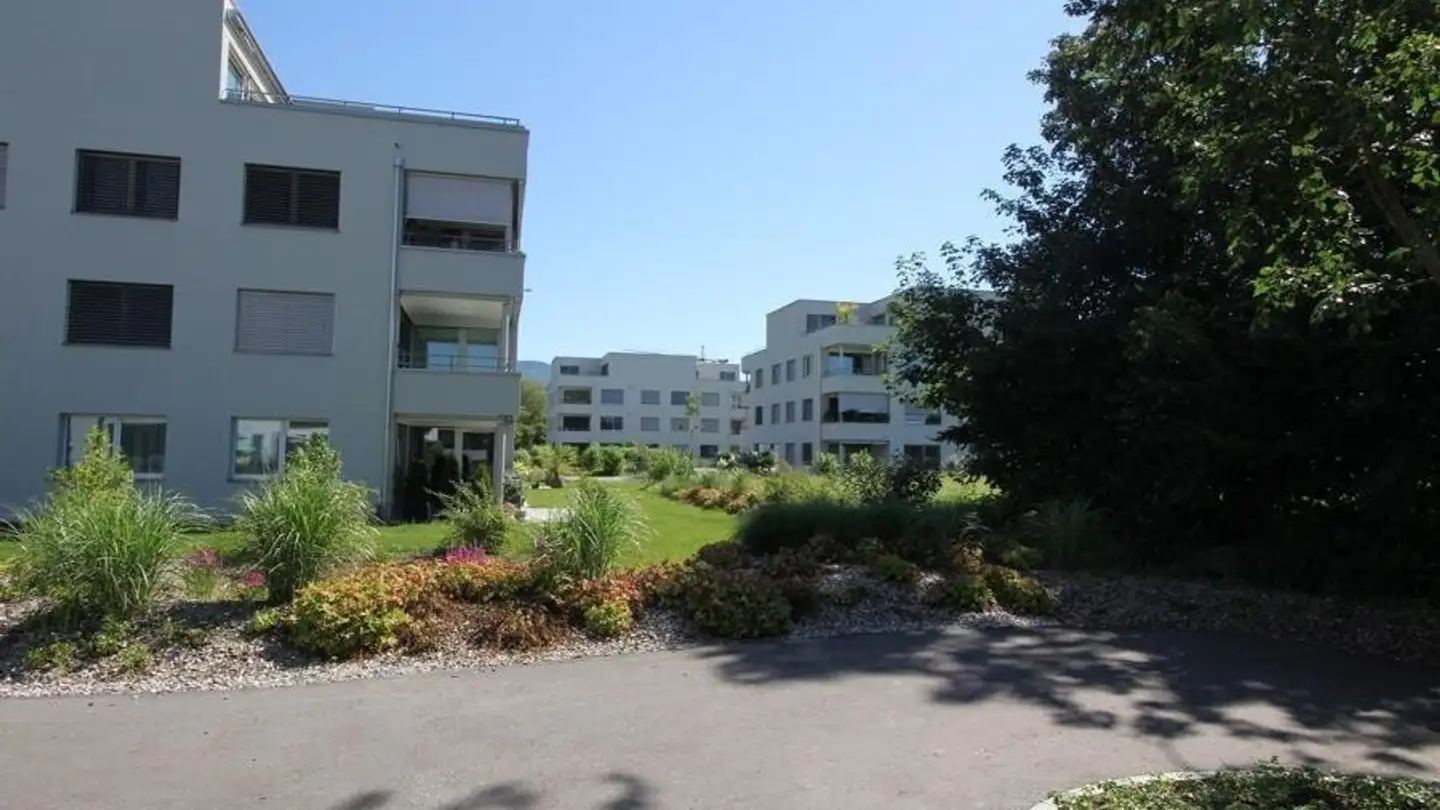 Dachgeschosswohnung mieten - Bornstrasse, 4663 Aarburg