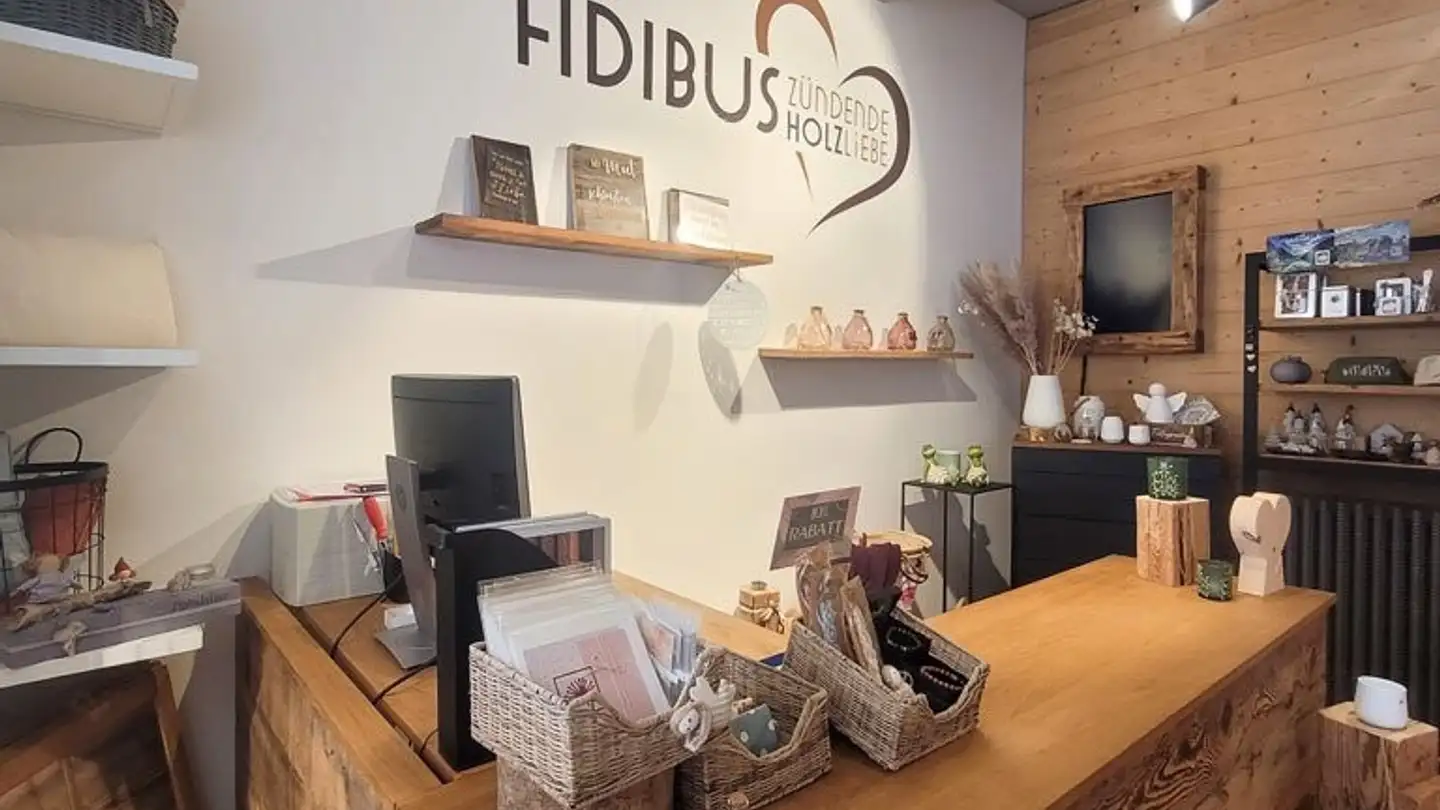 Negozio in affitto - Rathausplatz 1, 8750 Glarus - Photo 2