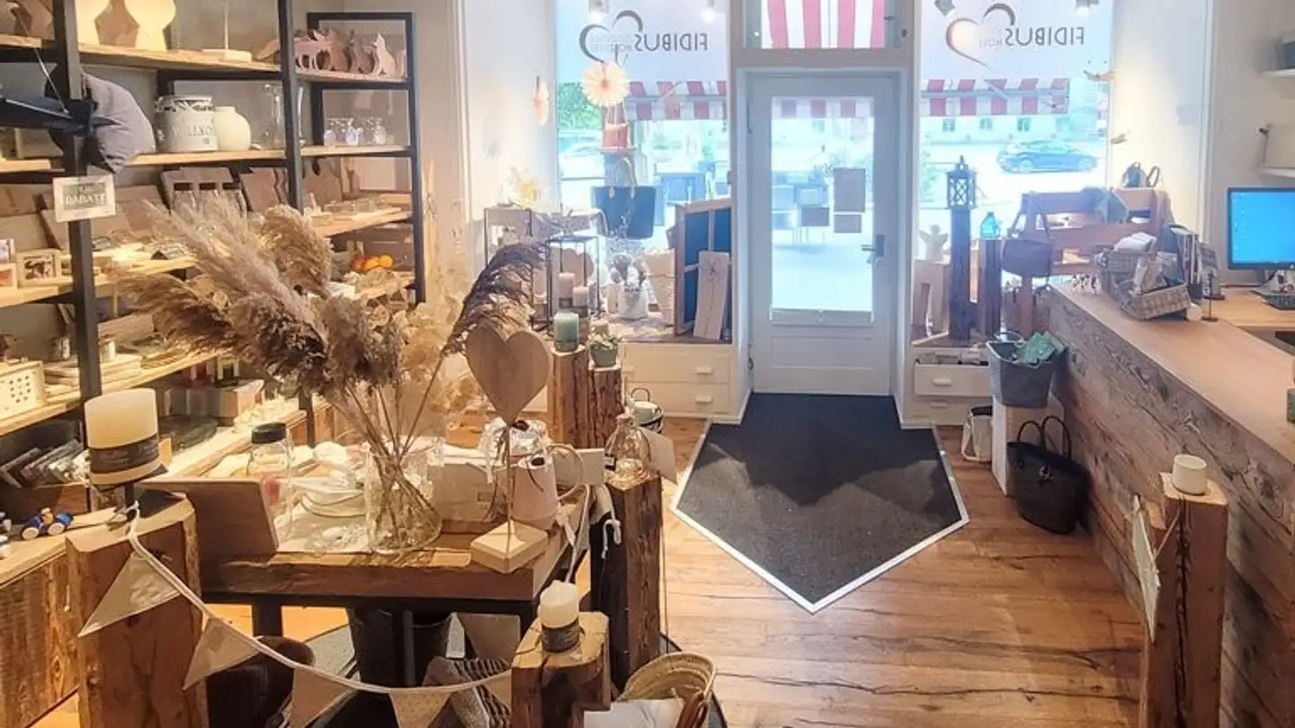 Negozio in affitto - Rathausplatz 1, 8750 Glarus - Photo 4