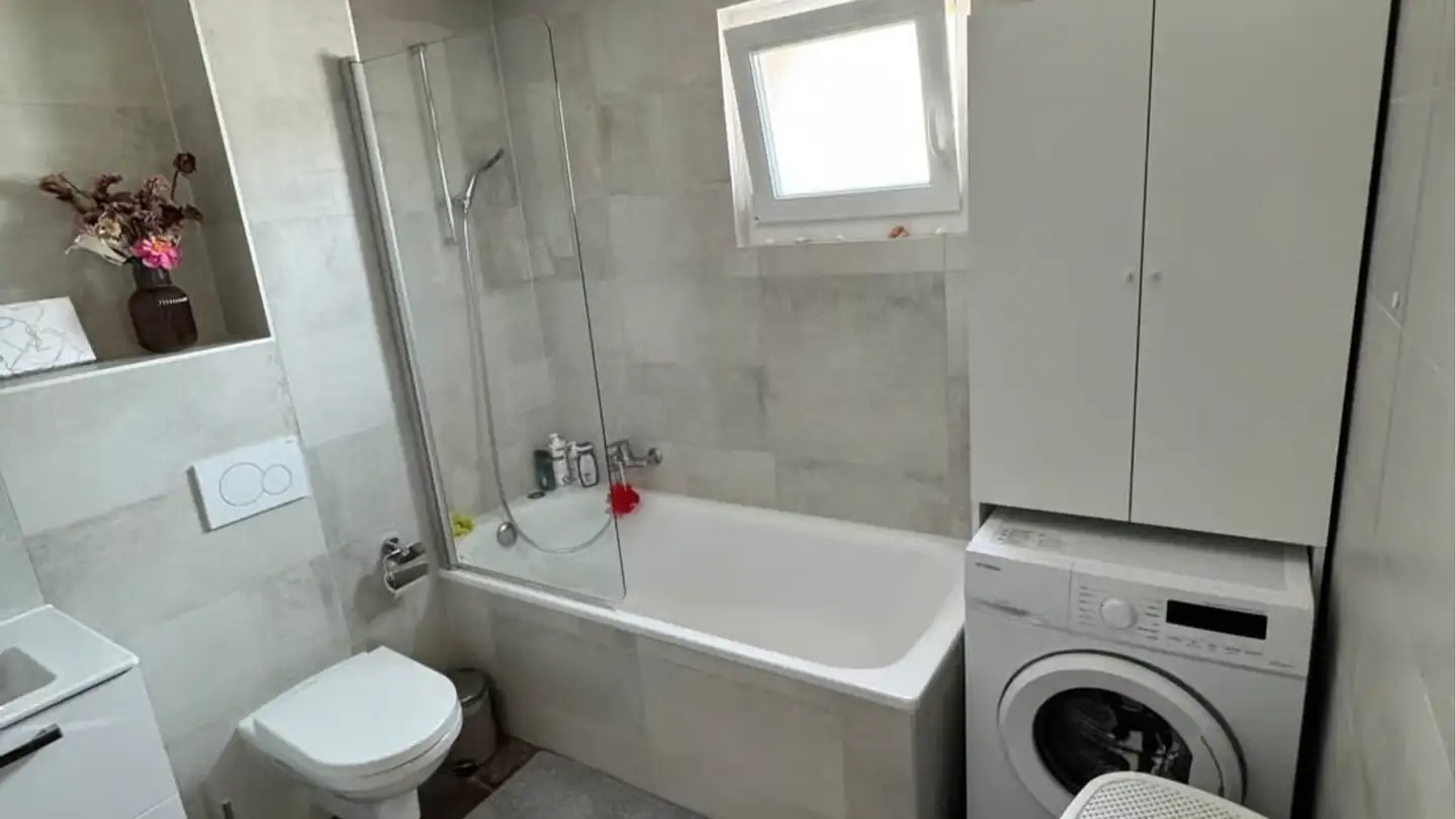 Apartment for rent - 1912 Leytron - Photo 3