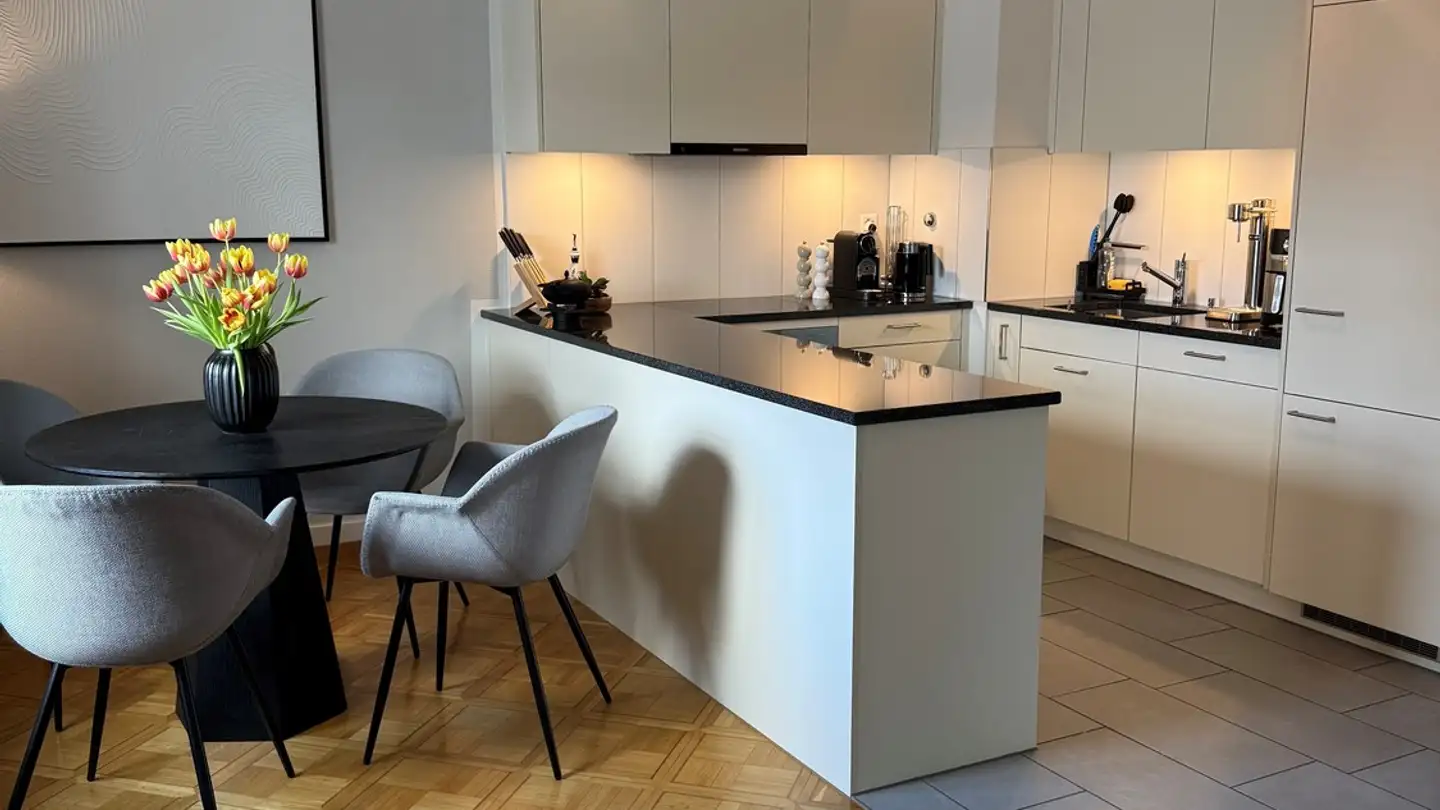 Apartment for rent - Schaffhauserstrasse 141, 8057 Zürich - Photo 2