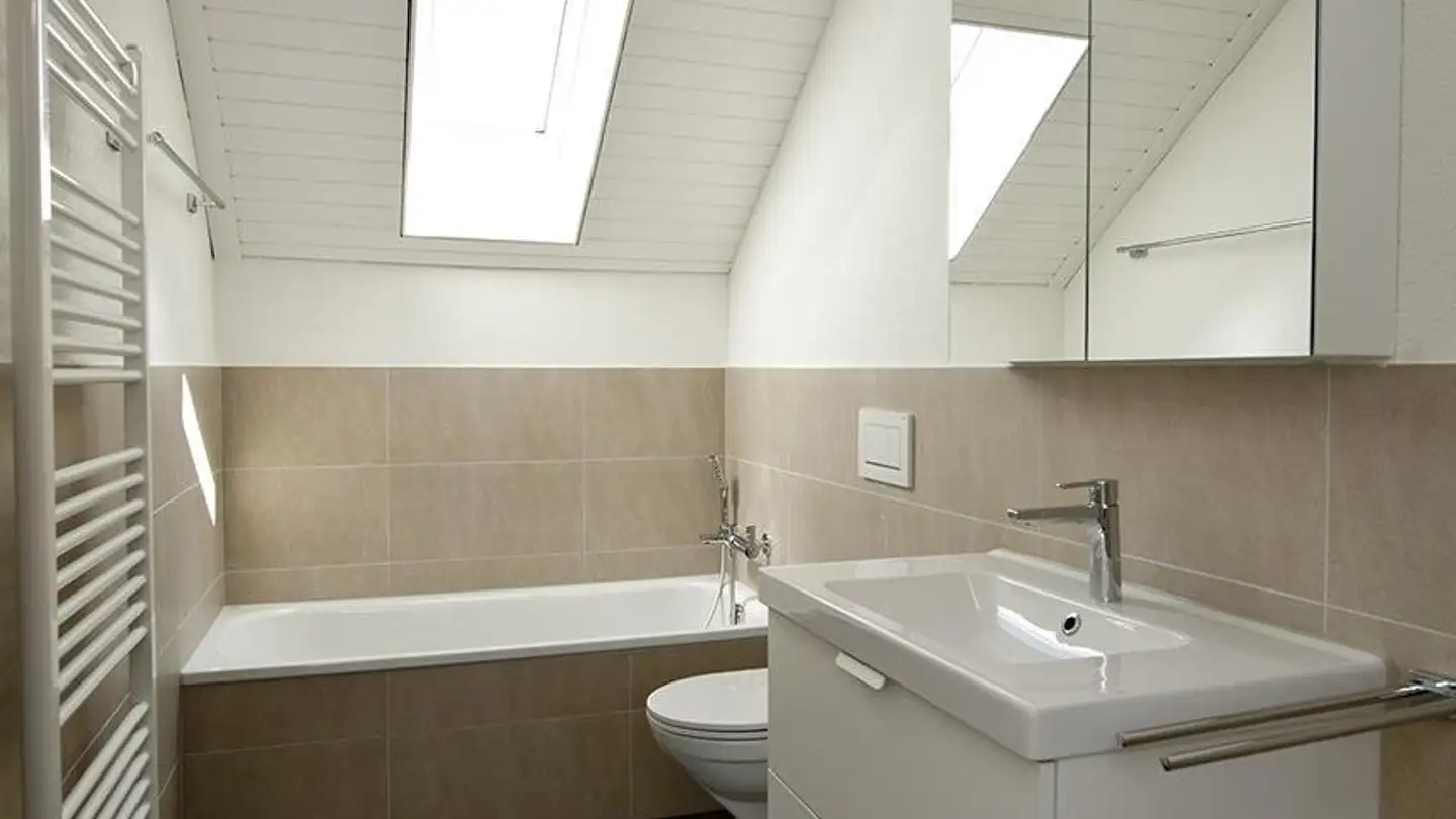 Attic flat for rent - Sandackerstrasse 9, 9245 Oberbüren - Photo 2