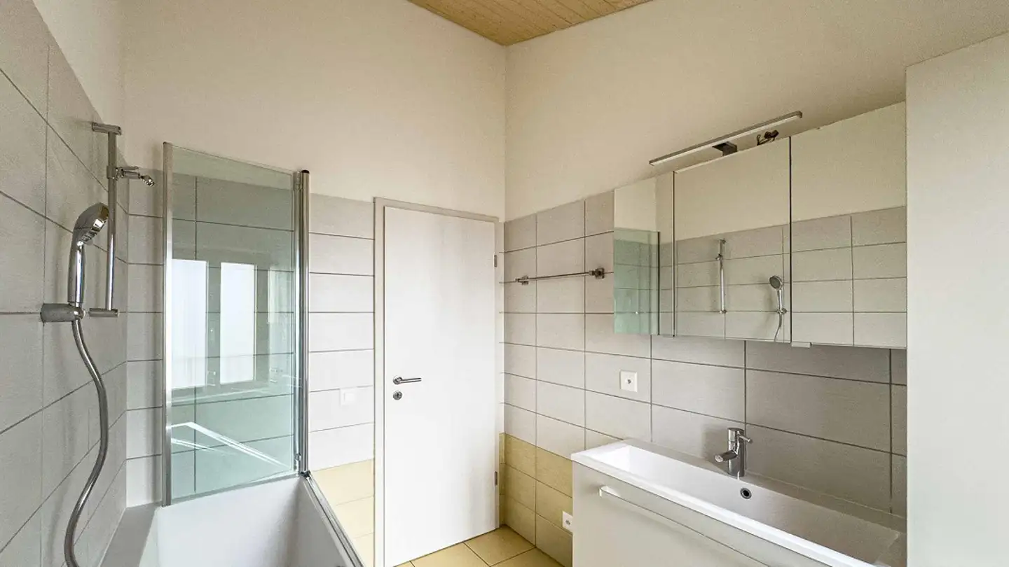 Edificio residenziale in vendita - Via Cappellino Sora, 6855 Stabio - Photo 4