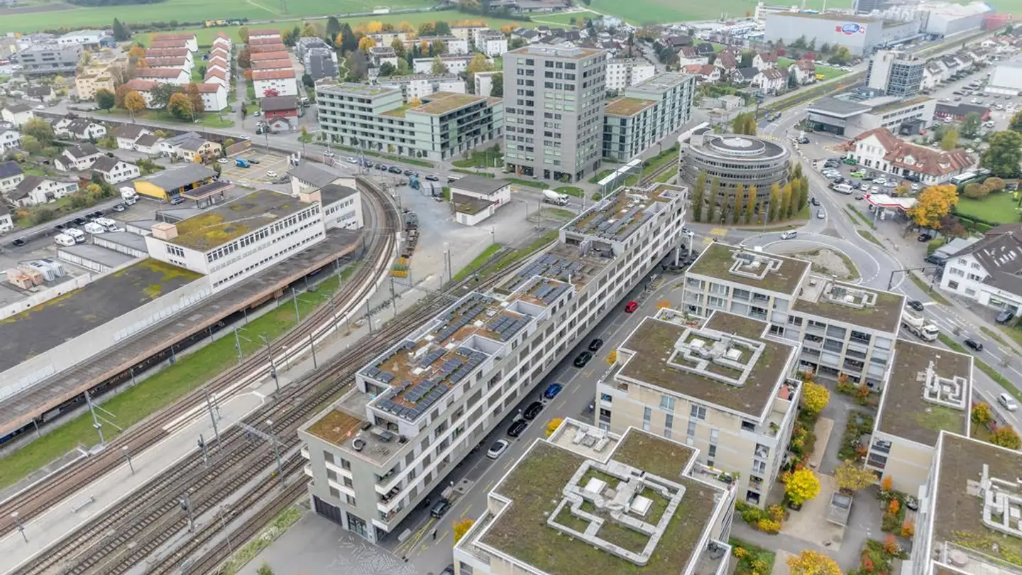 Bürofläche mieten - Bahnhofstrasse 3, 5034 Suhr - Foto 2