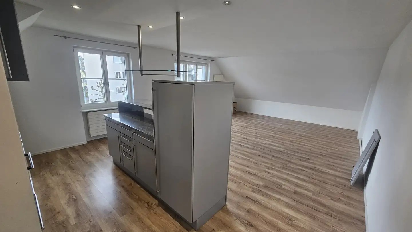 Apartment for rent - Zürichstrasse 6, 8134 Adliswil - Photo 2