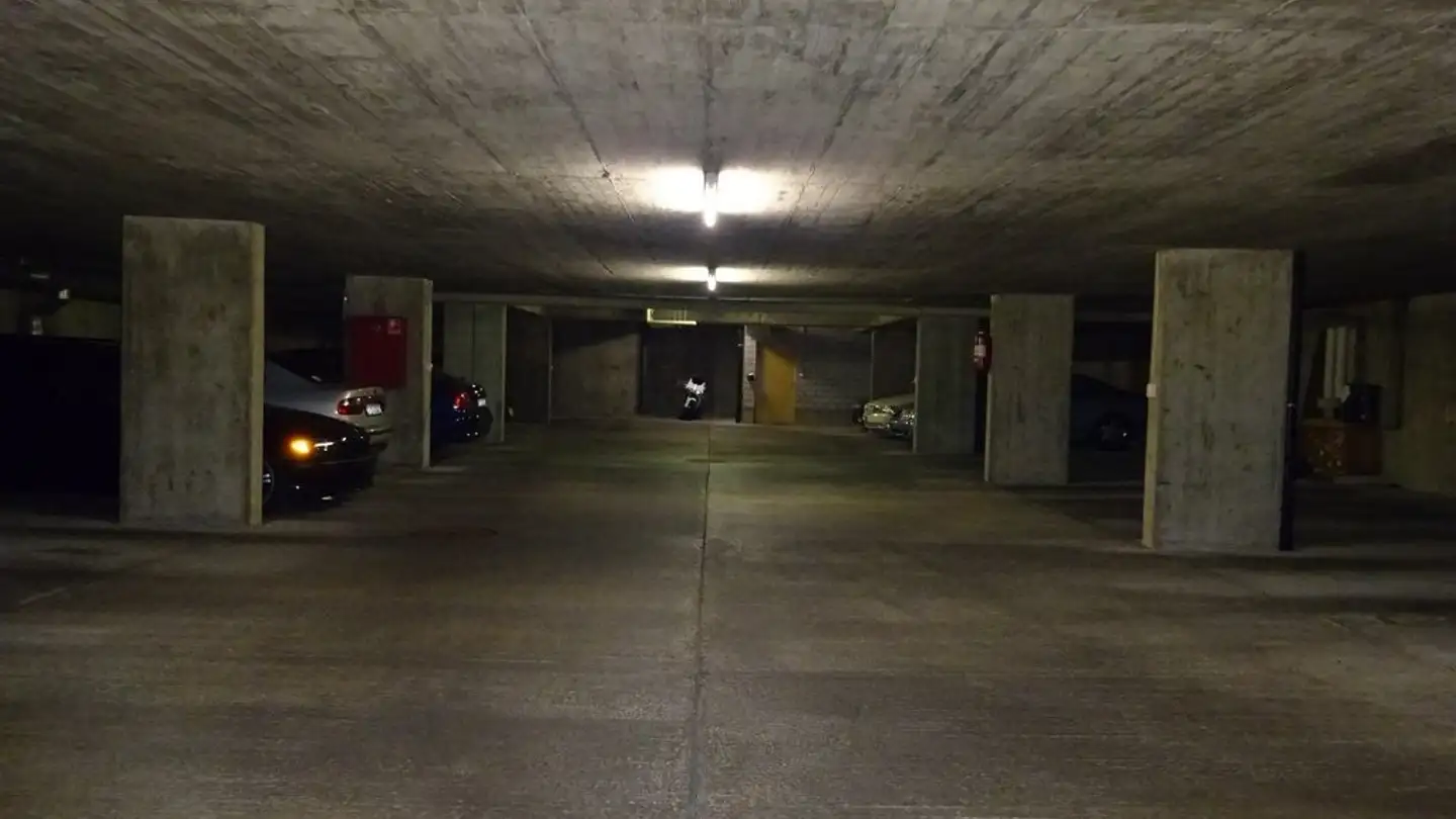 Garage individuel à louer - Zürcherstrasse 113, 5400 Baden