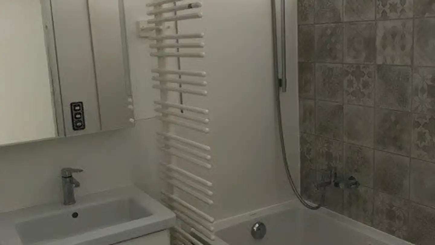 Appartement à louer - Canton Di Fumasoli 3, 6965 Cadro - Photo 2