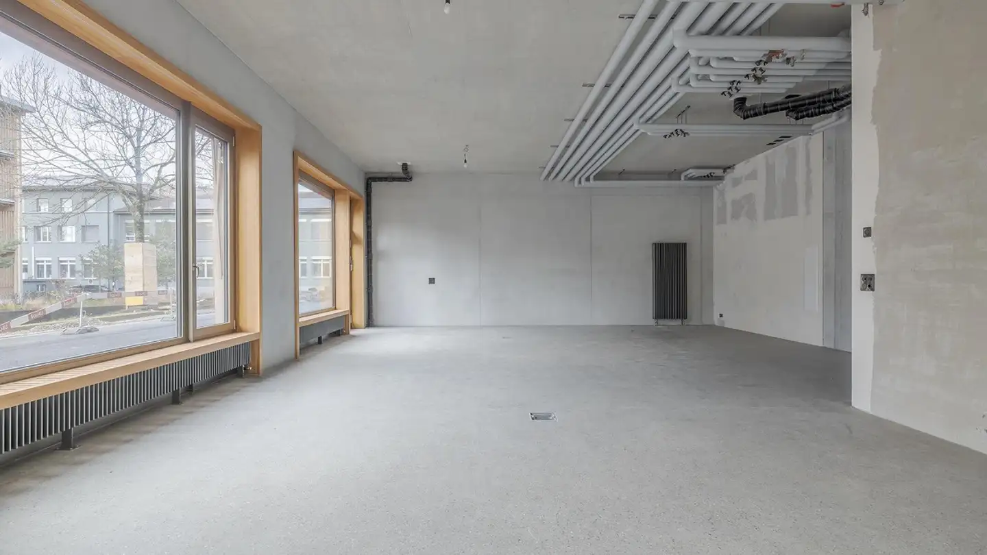 Gewerbe mieten - Rue Des Prés / Mattenstrasse 81, 2503 Biel/Bienne - Foto 2