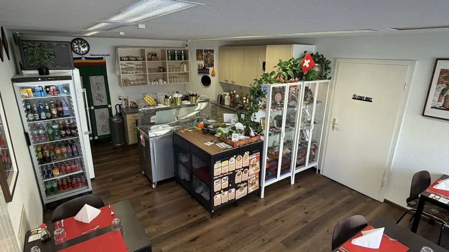 Commercial for sale - 3400 Burgdorf