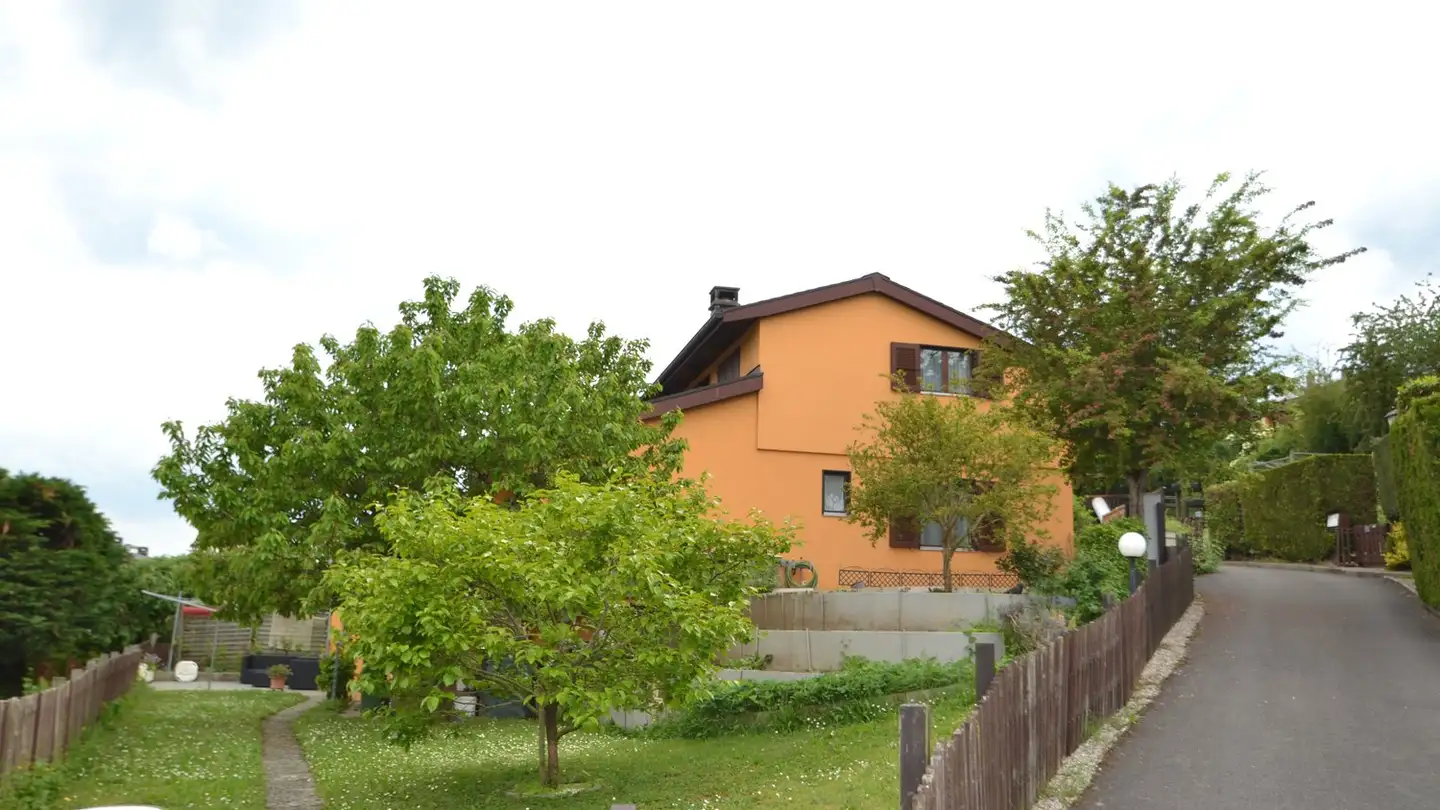 Row house for sale - 1350 Orbe