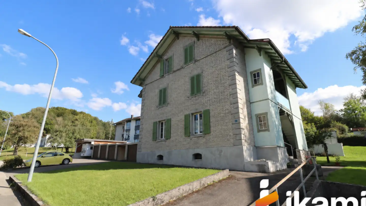 Mischgenutztes Gebäude kaufen - 2830 Courrendlin