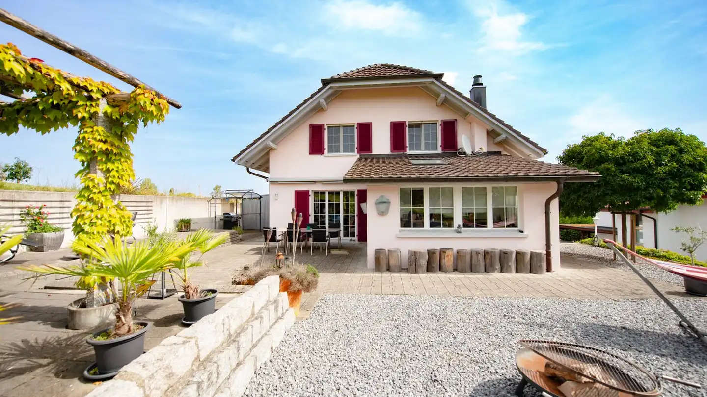 Single house for sale - Löhren 678, 5046 Schmiedrued