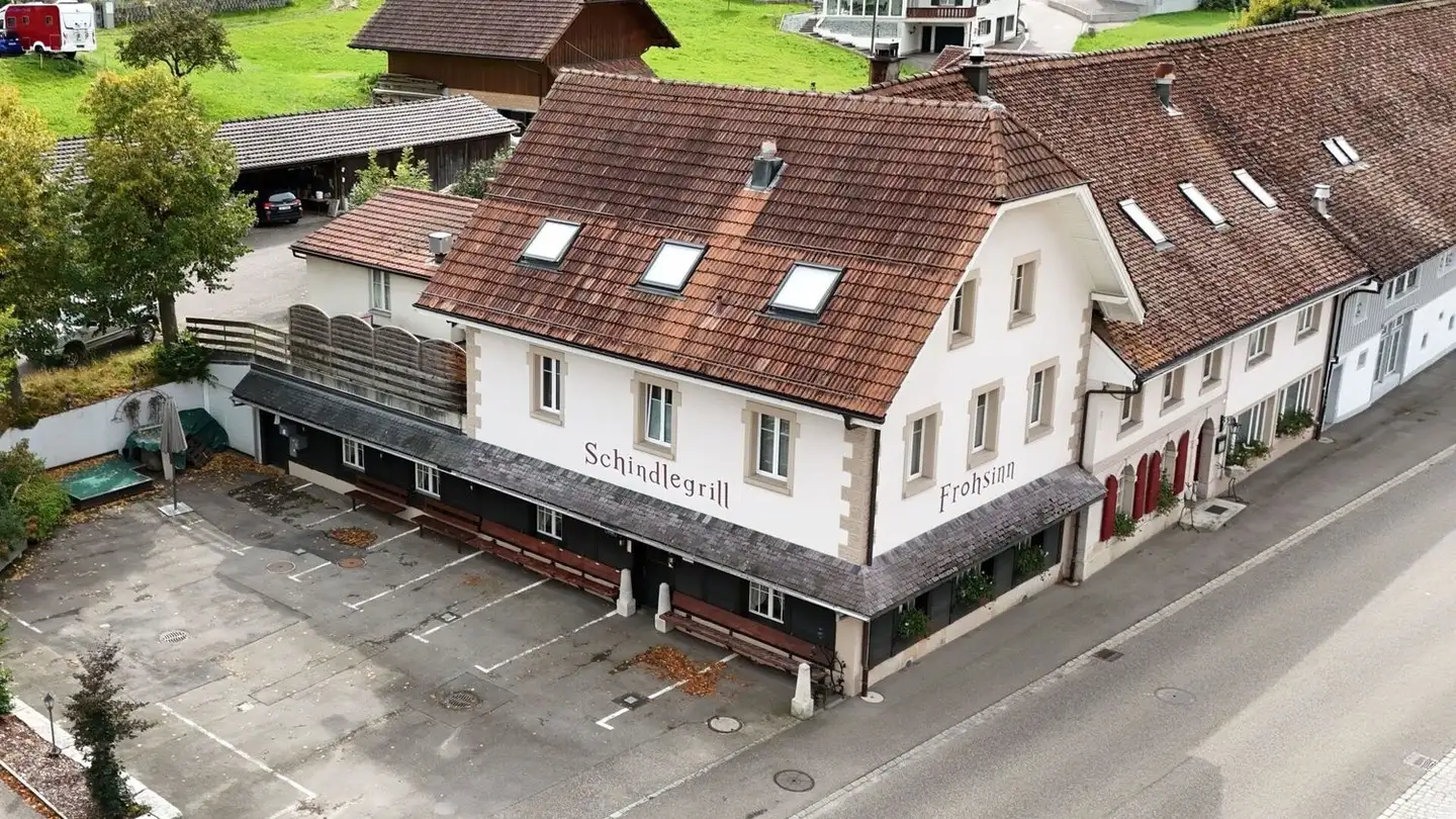 Dachgeschosswohnung mieten - Hauptstrasse 90, 4718 Holderbank SO