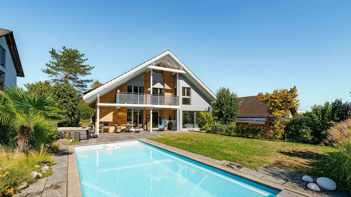 Single house for sale - 8246 Langwiesen