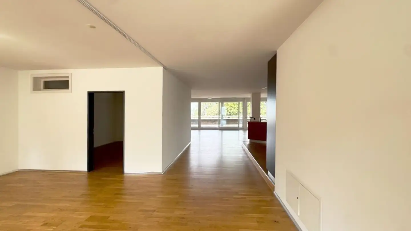 Commercial à louer - Chaltenbodenstrasse 6e, 8834 Schindellegi - Photo 3