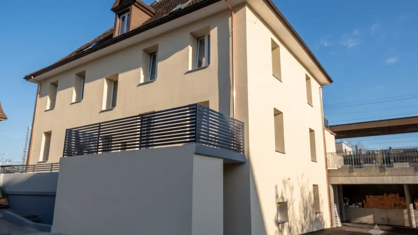 Mixed-use building for sale - 5102 Rupperswil