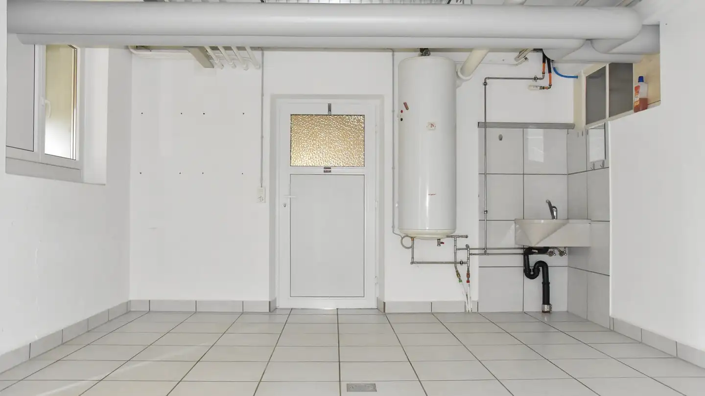 Atelier à louer - Bützbergstrasse 2, 4912 Aarwangen - Photo 2