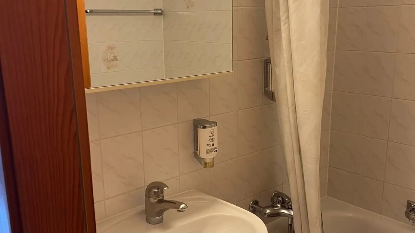 Apartment for rent - Route Des Bains 91, 1911 Ovronnaz - Photo 3