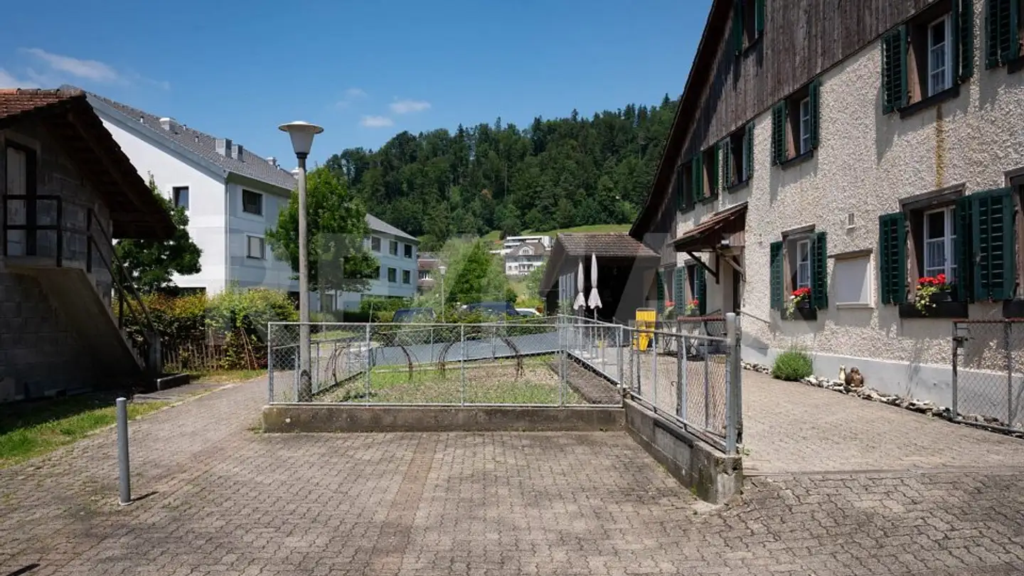 Row house for rent - St. Gallerstrasse 15, 8488 Turbenthal - Photo 2