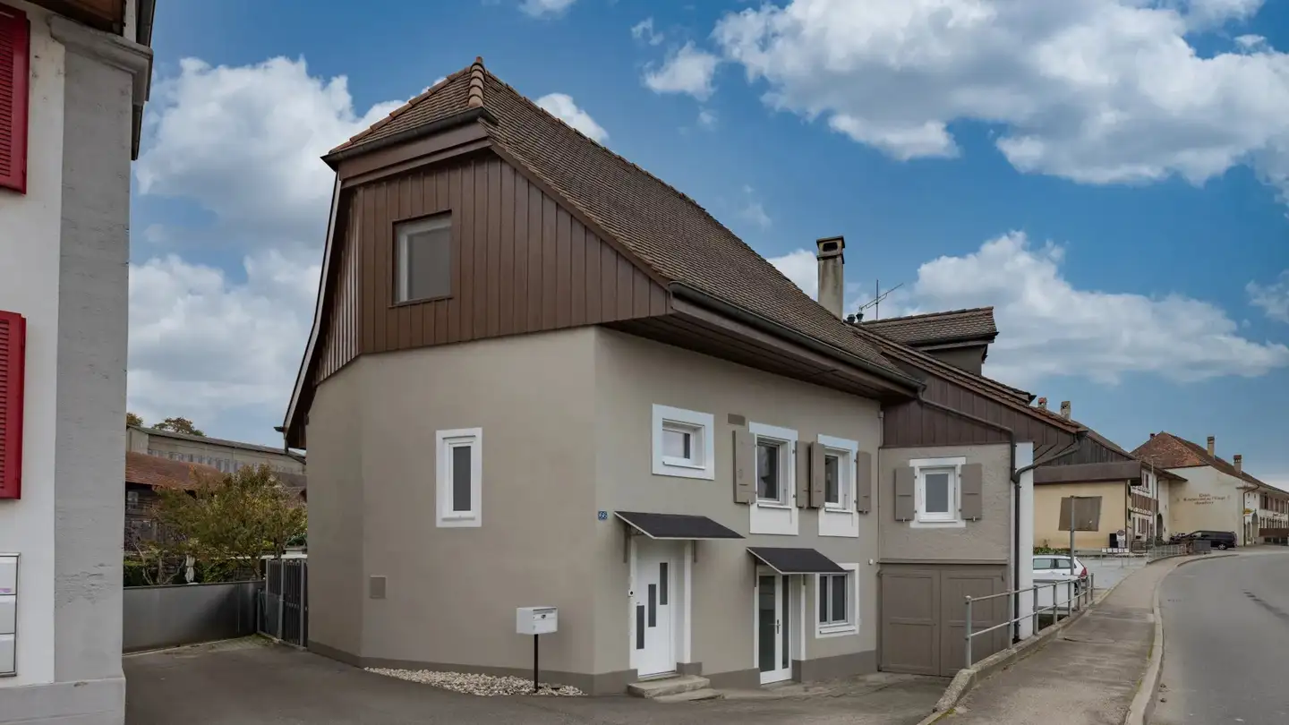 Semi-detached house for sale - 1482 Cugy FR